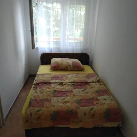Apartment Arnyas Apartman Zamardi